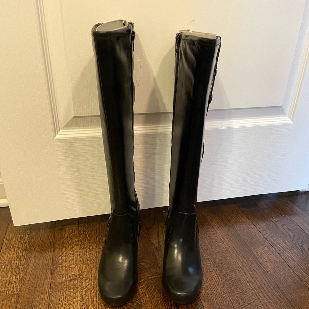 Wide shaft Boots Black size 8 1/2
